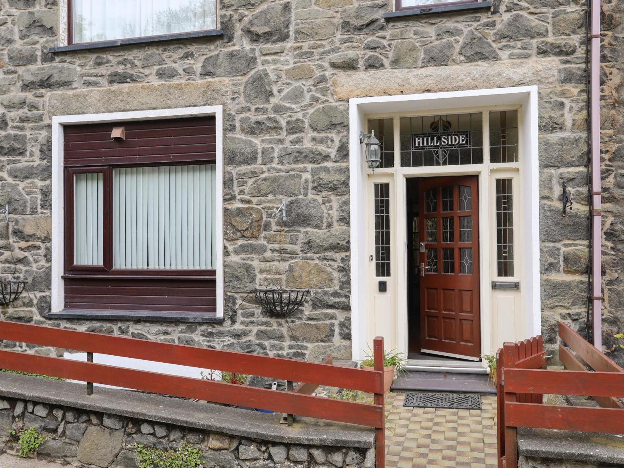 Hillside Villa Pwllheli Exterior photo